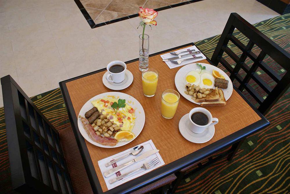 Hilton Garden Inn Houston/Clear Lake Nasa Webster Restaurace fotografie