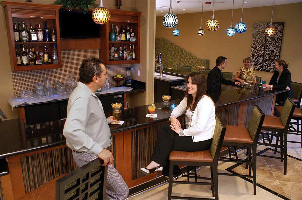 Hilton Garden Inn Houston/Clear Lake Nasa Webster Restaurace fotografie